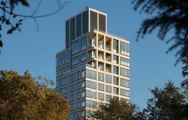 551 West 21st Street exterior in Manhattan