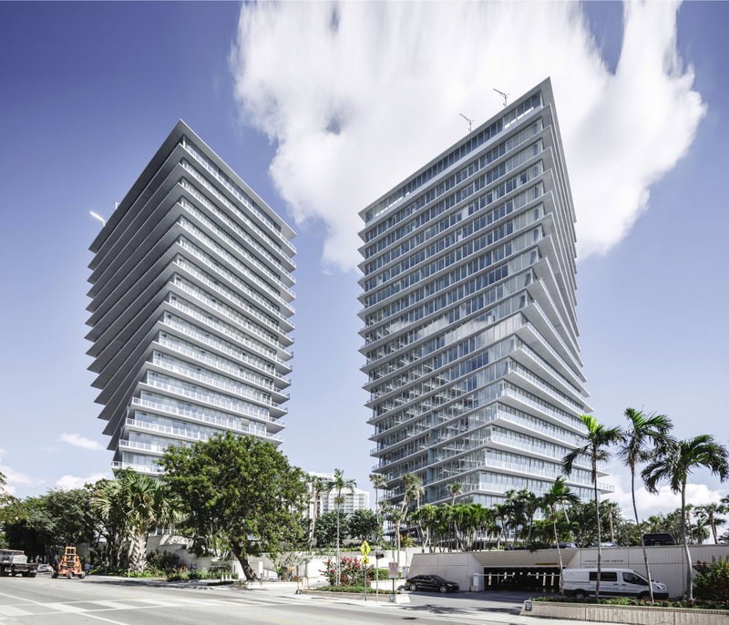 Grove at Grand Bay exterior in Coconut Grove
