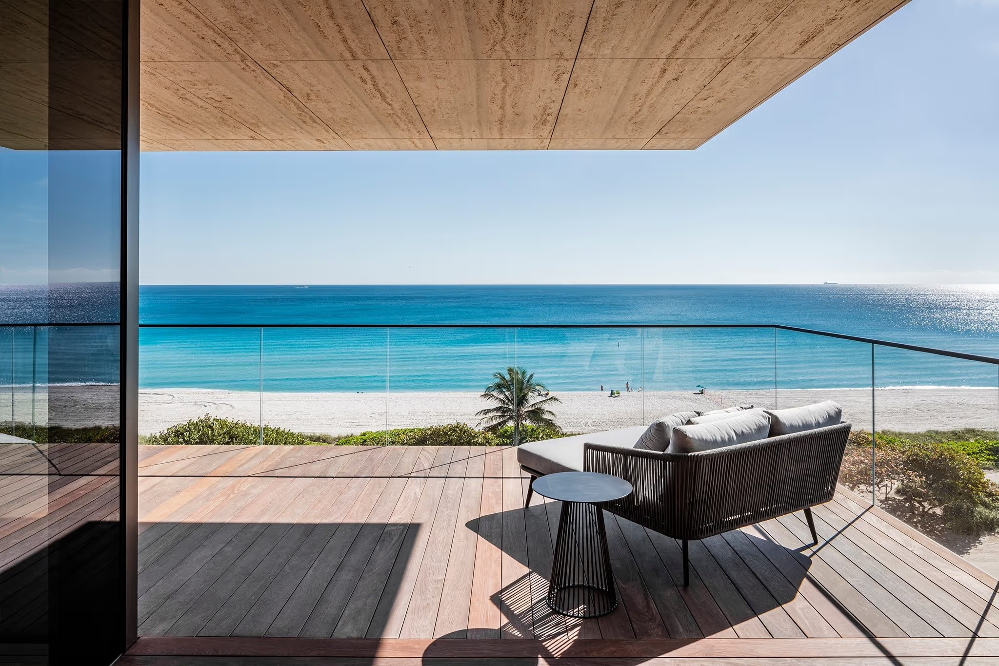arte-surfside image 6