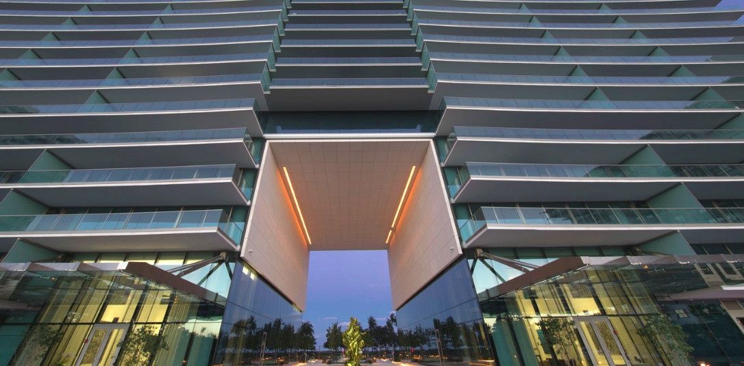 Architectural breezeway between the Oceana Bal Harbour towers
