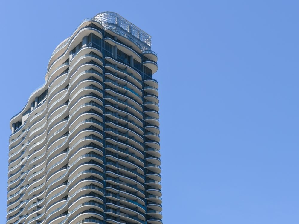 Curved facade of Brickell Flatiron